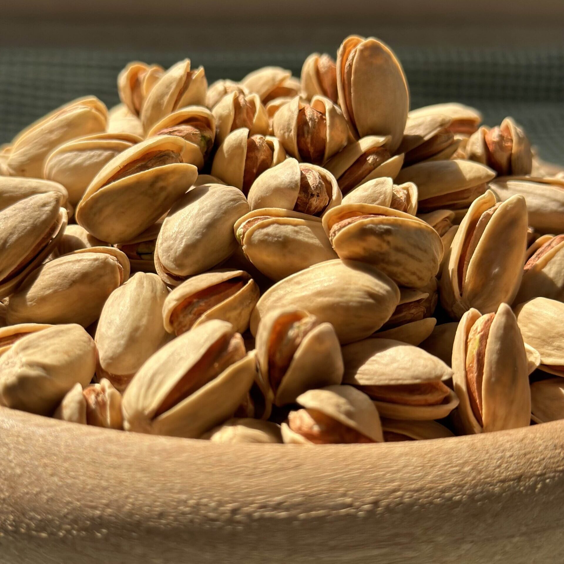 عرضه مستقیم پسته احمدآقایی